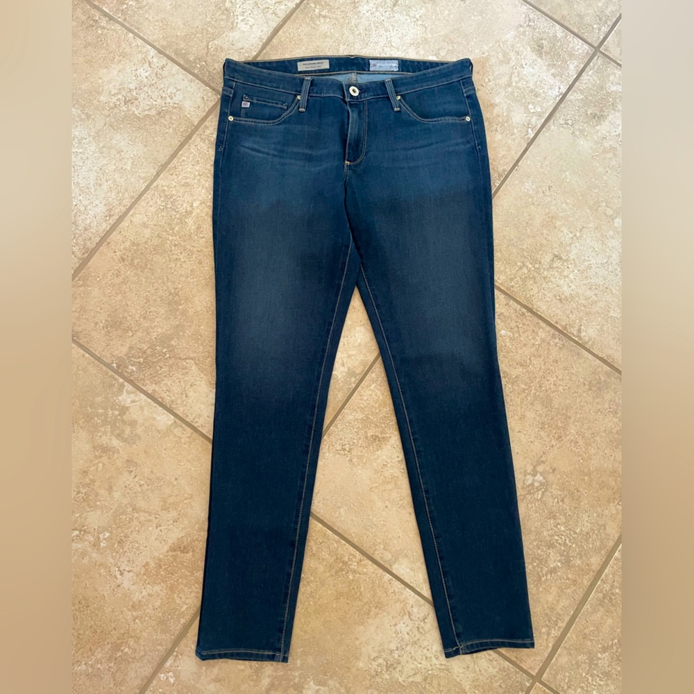 Ag 370 contour “The legging ankle supper skinny ankle” dark wash Jean 30